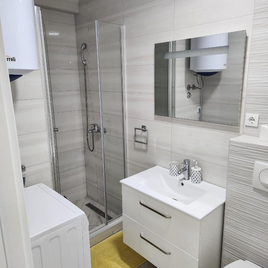 Marija Apartmani Bar Zewnętrze zdjęcie